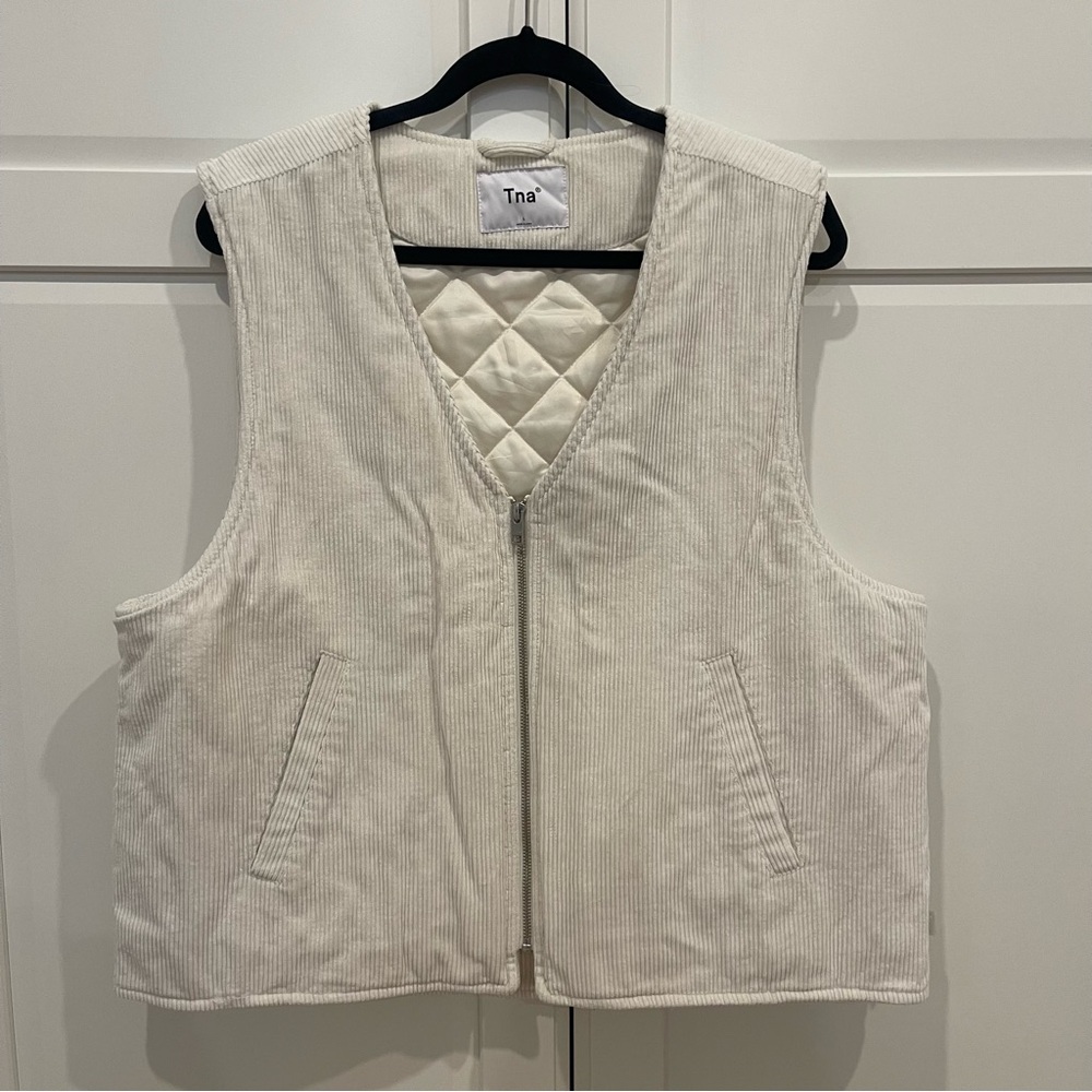 Aritzia TNA Carlaw Vest
